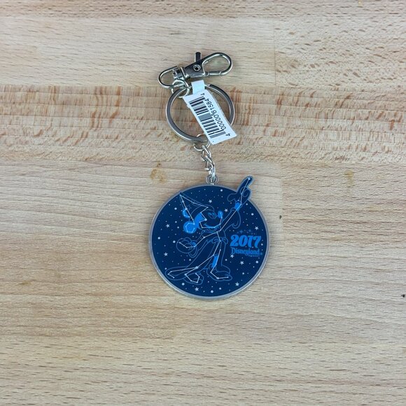 Disneyland 2017 Sorcerer Mickey Keychain Mickey Mouse Fantasia Keychain - Picture 2 of 5